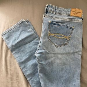 Abercrombie & Fitch Skinny Jeans